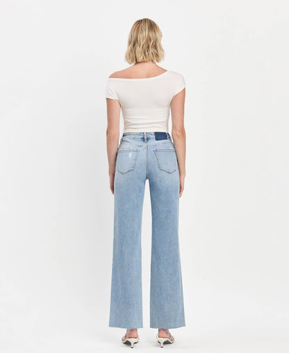 HIGH RISE CLEAN CUT RAW HEM WIDE LEG JEANS T6597